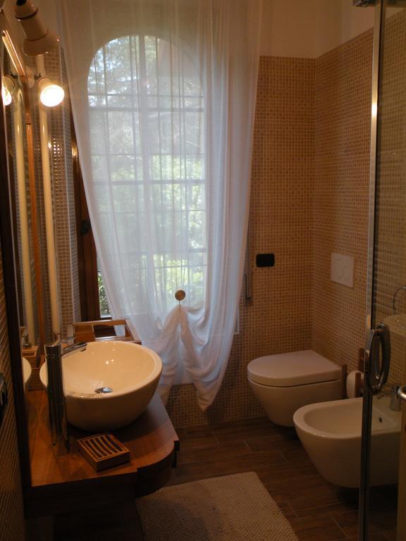 Suite Deluxe a Villa Paradiso Sirmione Exterior foto