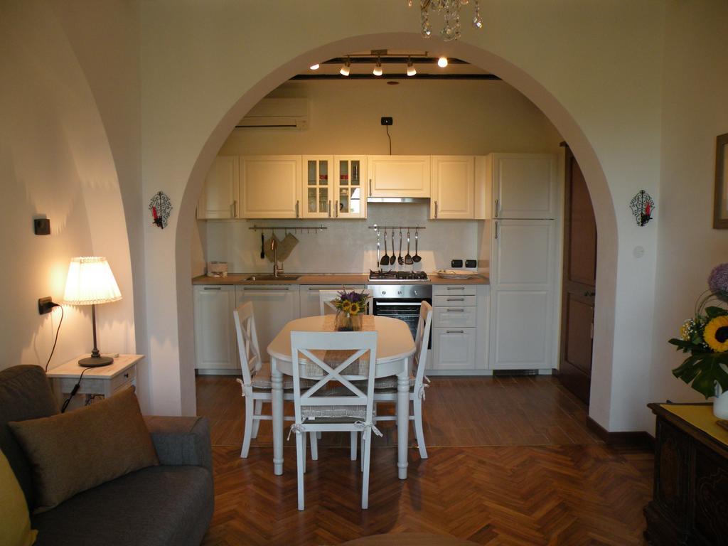 Suite Deluxe a Villa Paradiso Sirmione Exterior foto